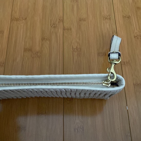 Coach Wristlet/Clutch - Picture 4 of 5